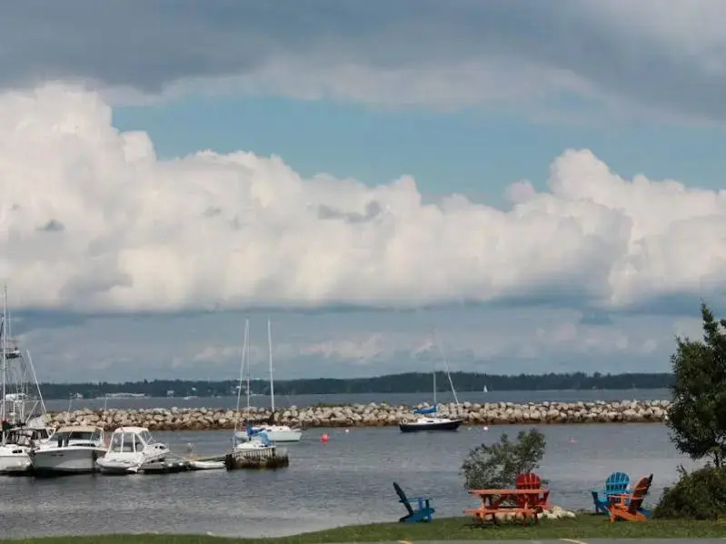 Oak Island Resort & Conference Centre