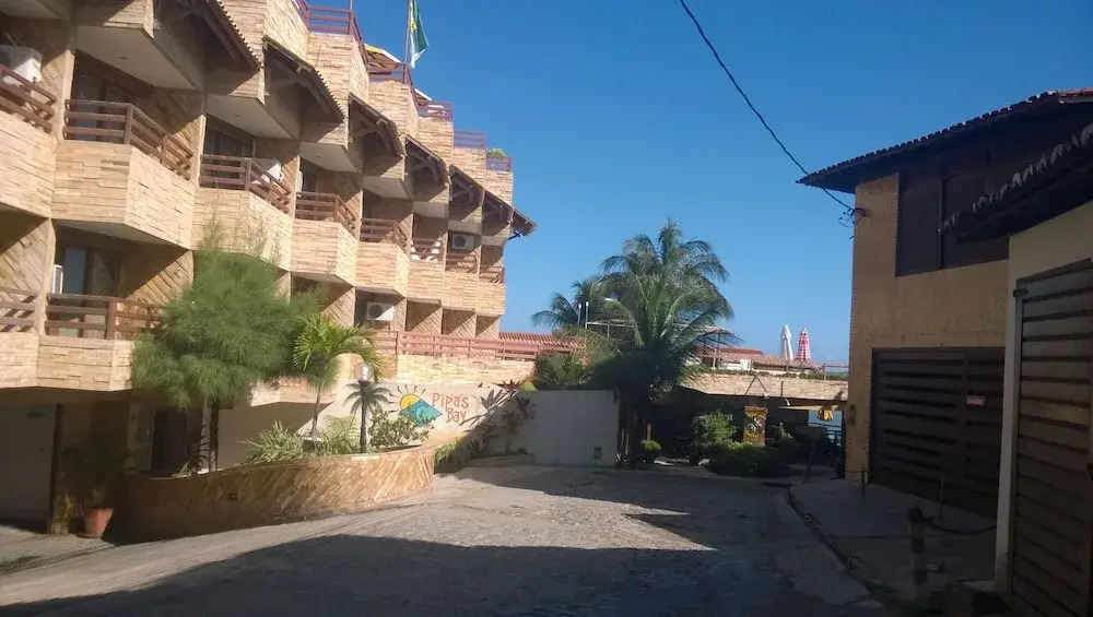 Pipas Bay