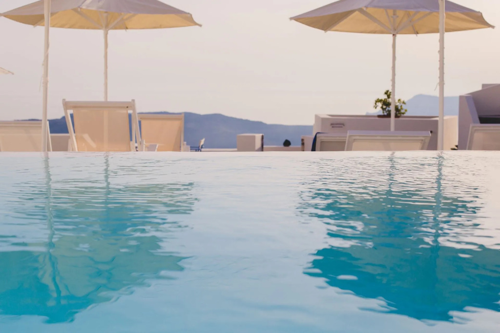 Pantelia Suites