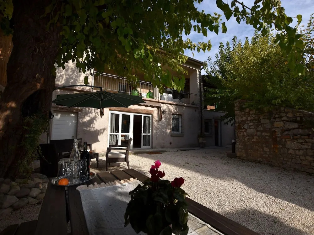 Mansion in Provaglio near Lake Iseo