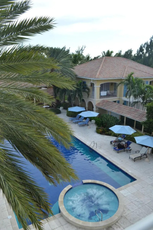 Villa Renaissance Unit 501 Grace Bay Beach