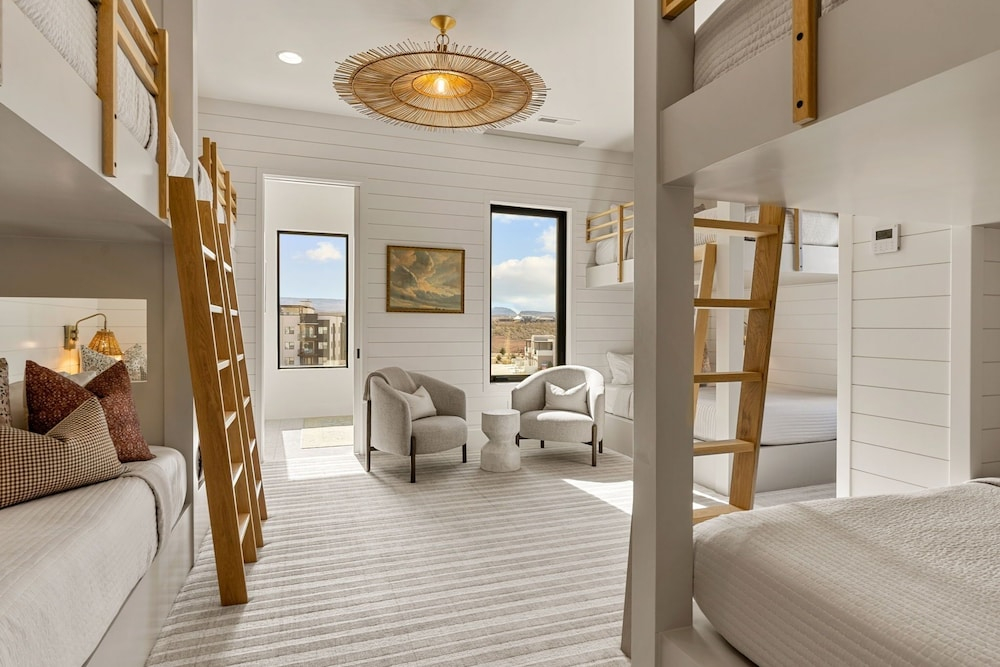 The Oasis Utah 8 Bedroom Home