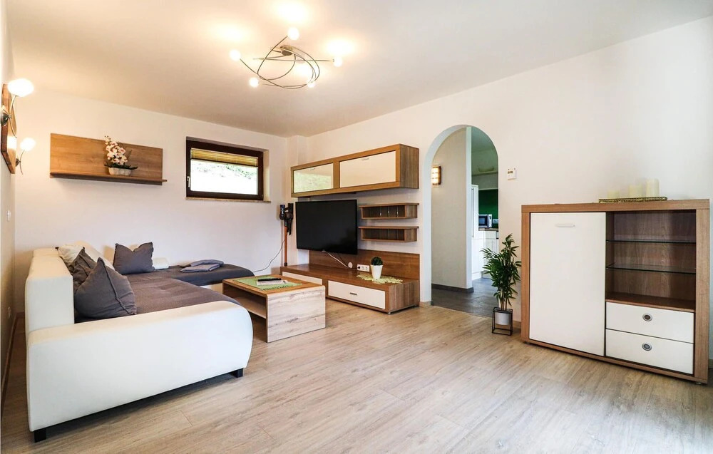 Modernes Ferienhaus Mit Garten