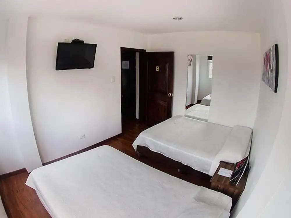 Hotel Estadio 63