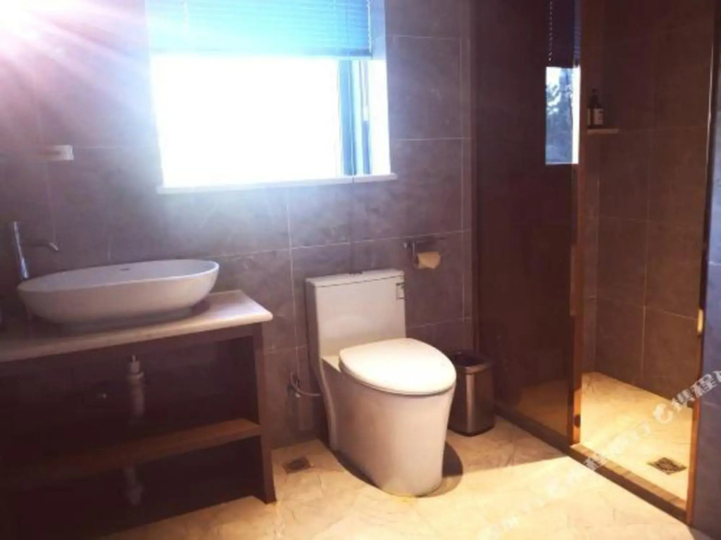 Baijia'an Hotel (Beijing Yizhuang Rongchang East Street Metro Station Branch)