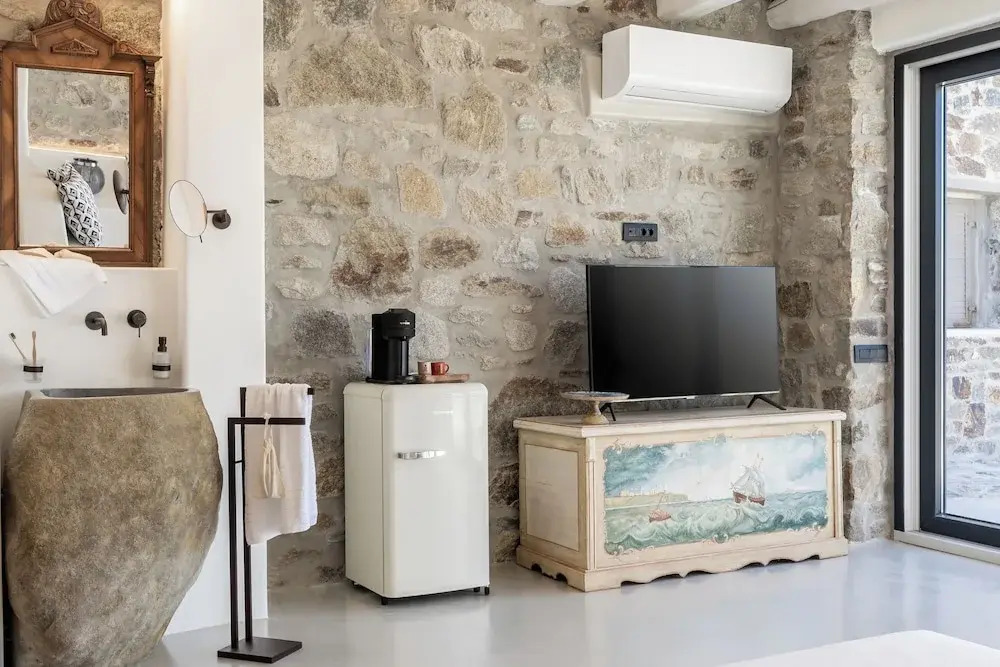 Makani Suites