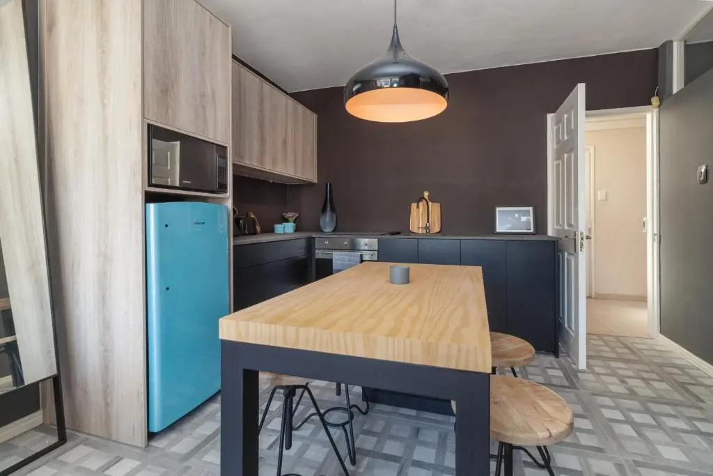 Keerom 66 - Beautiful modern apartment in heart of Cape Town