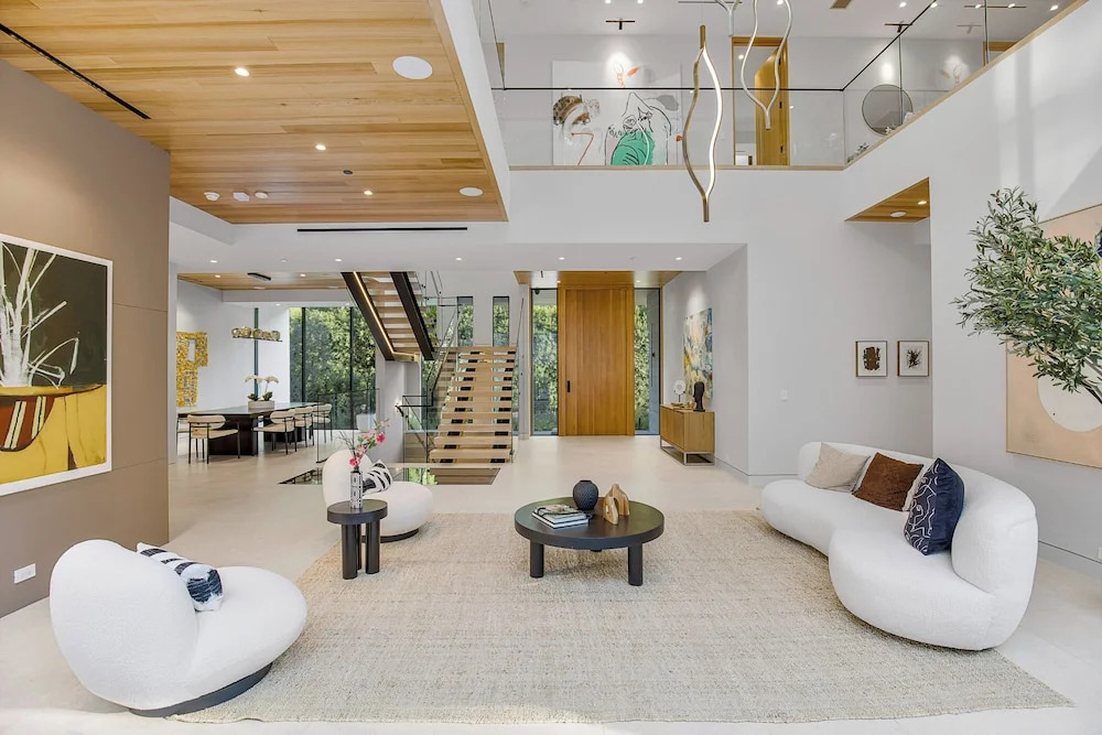 Hutton Modern