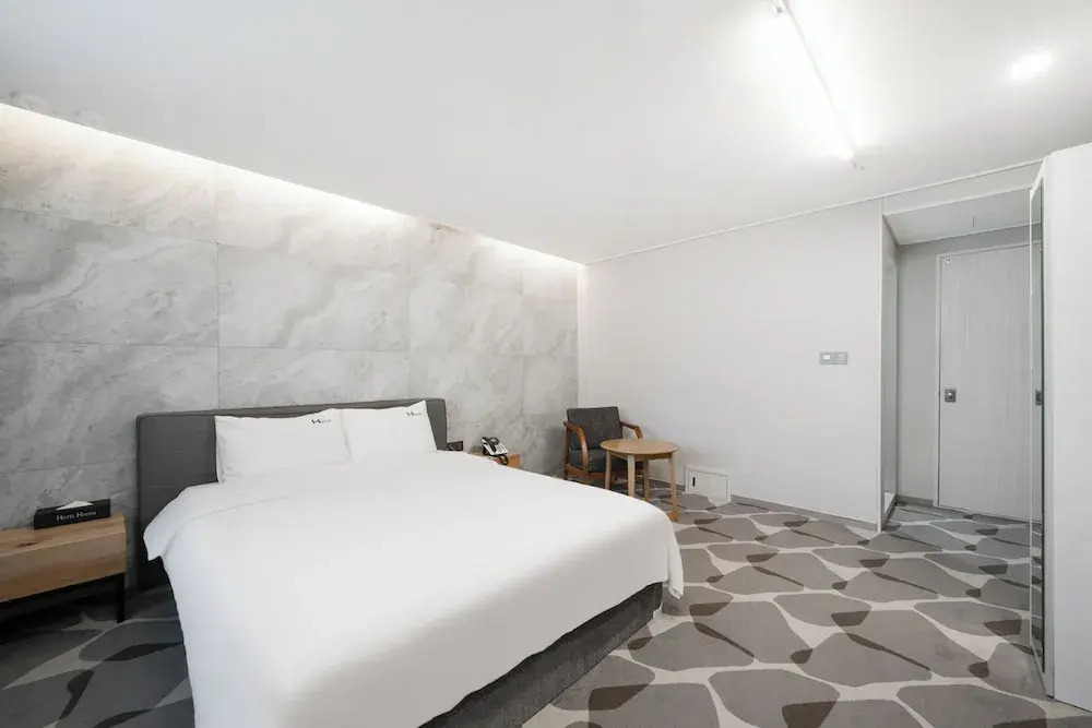 Seomyeon Haydn Hotel