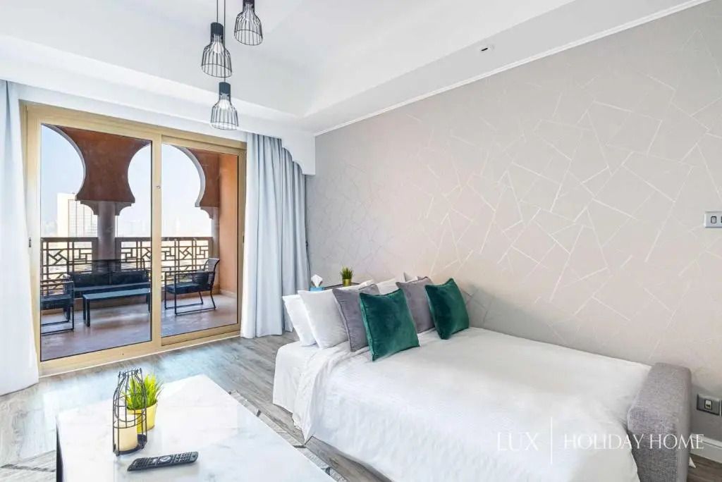 LUX - IBN Battuta Residence