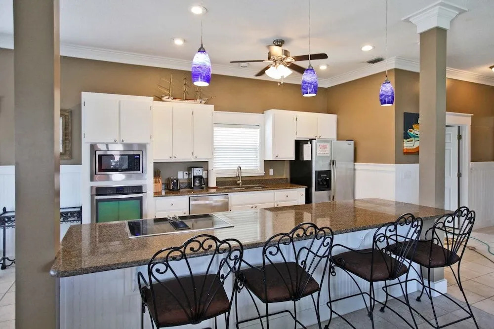 30A Beach House - Walking on Sunshine by Panhandle Getaways