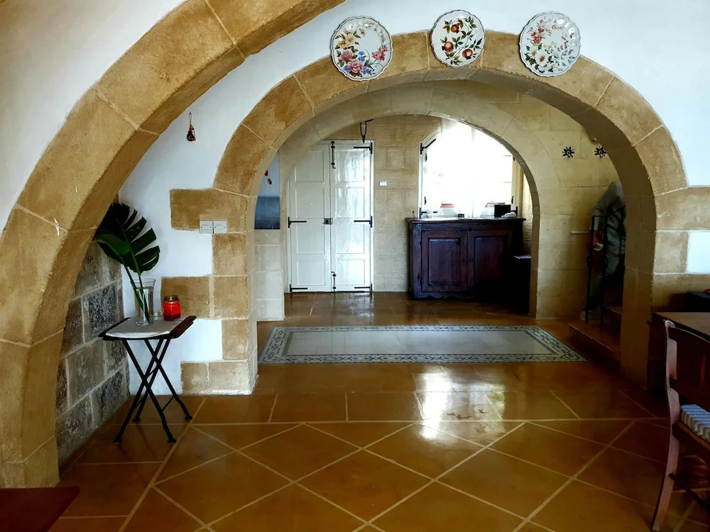 Panoramic Farmhouse