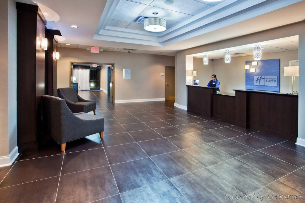 Holiday Inn Express Atlanta West - Theme Park Area by IHG