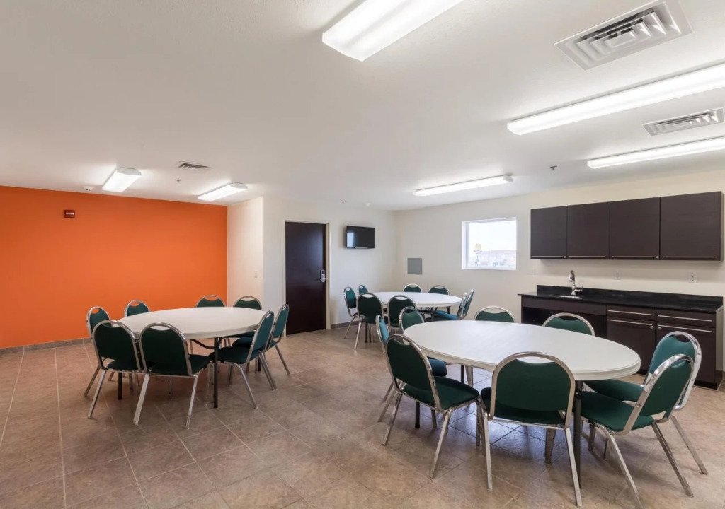 Motel 6-Laredo, TX - Airport