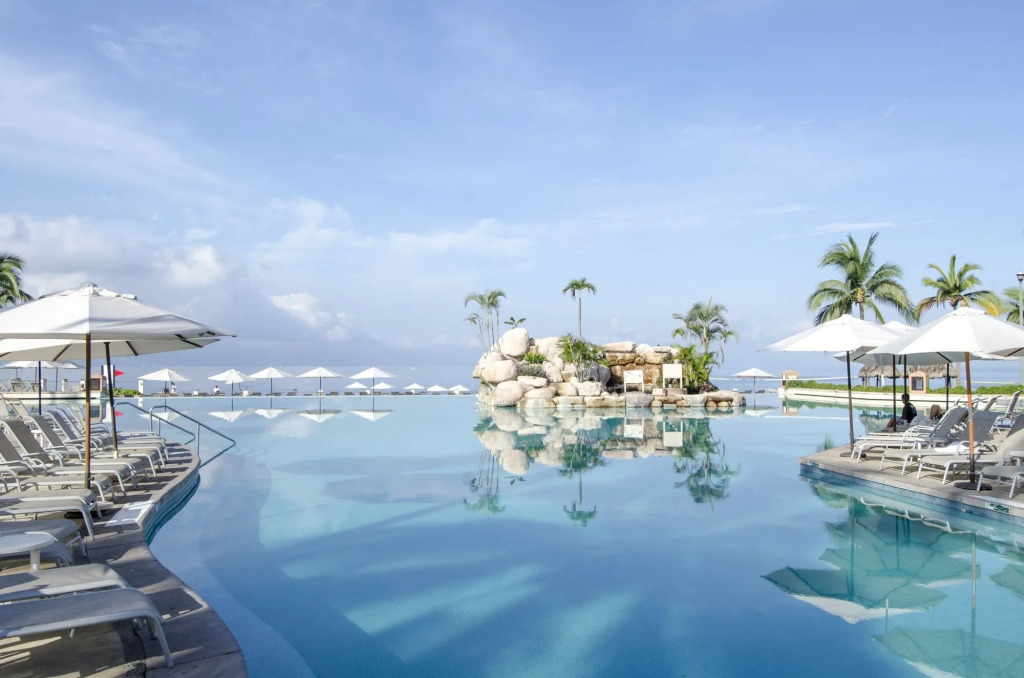Marriott Puerto Vallarta Resort & Spa