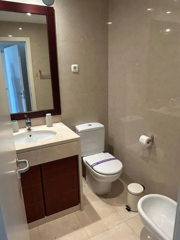 Areeiro Elegant by Homing