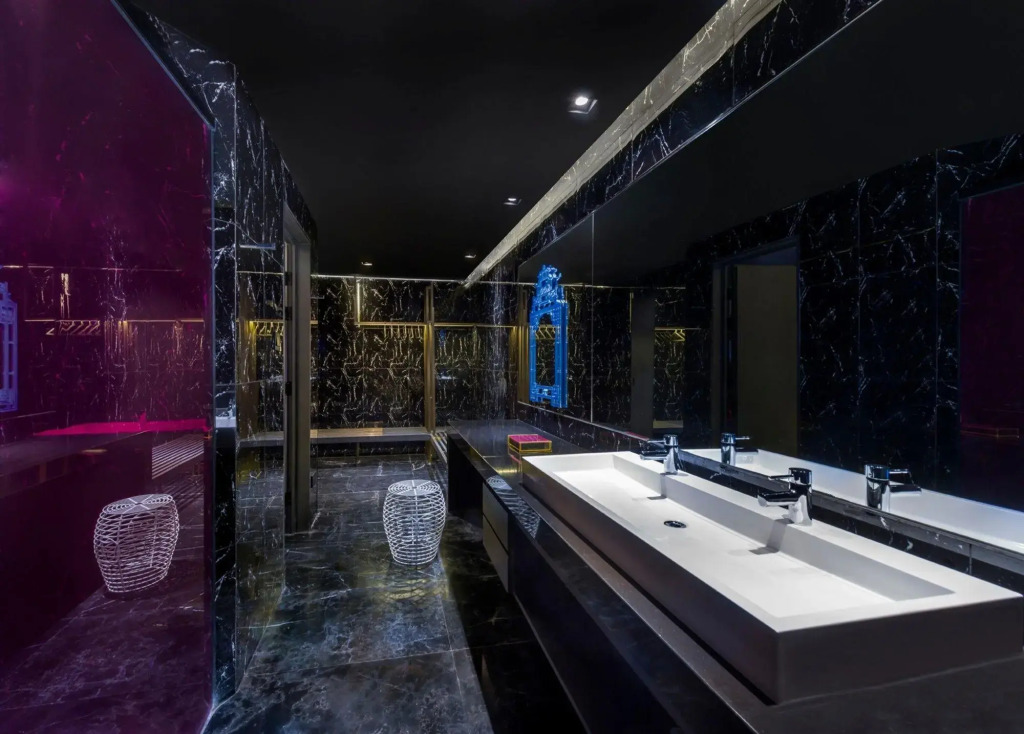 Blossom House Beijing Houhai