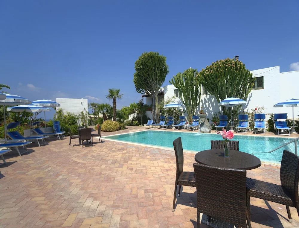 Room in B&B - Ischia-forio, in 4 Under the Sign of Relaxation and Well-being