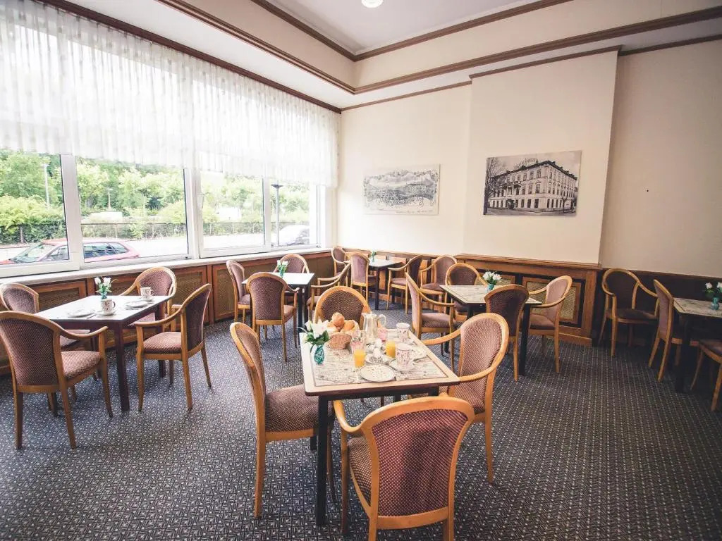 Rheinhotel Starkenburger Hof