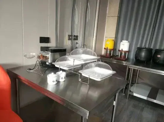 Shankee Hotel (Shangqiu Zhongyuan Jiahai Trade City)