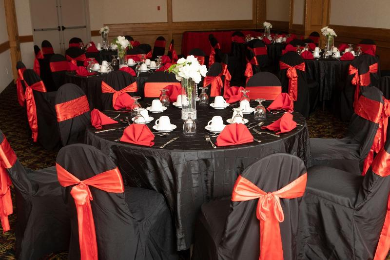 Continental Inn & Suites