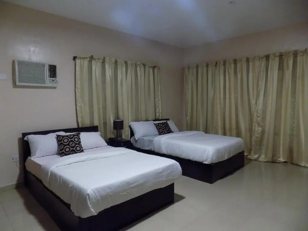 Posh Hotel and Suites Ikeja
