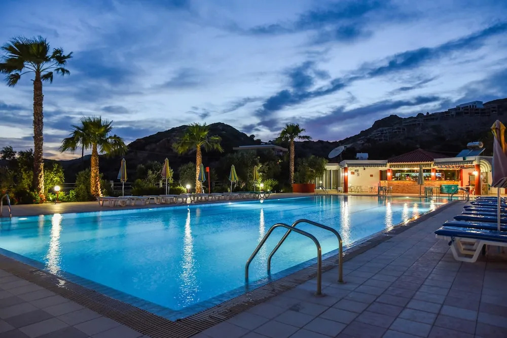 Chrysoula Hotel & Apartments