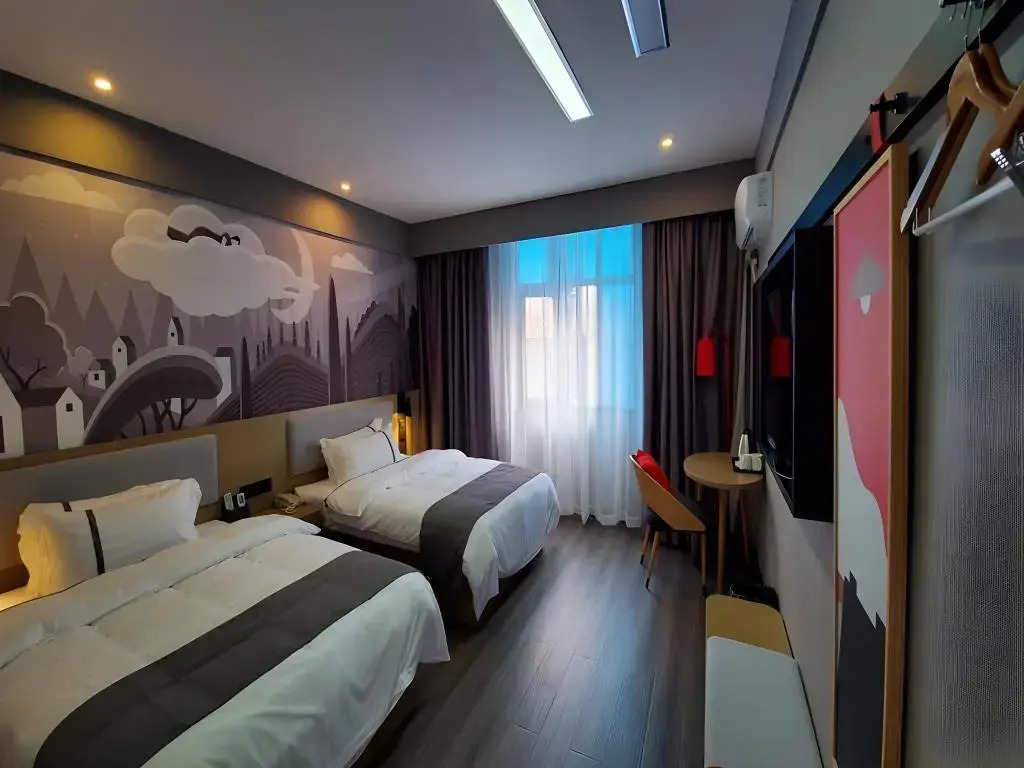 Thank Inn Hotel Hunan Changsha Yuelu Meixi Lake West Bus Station