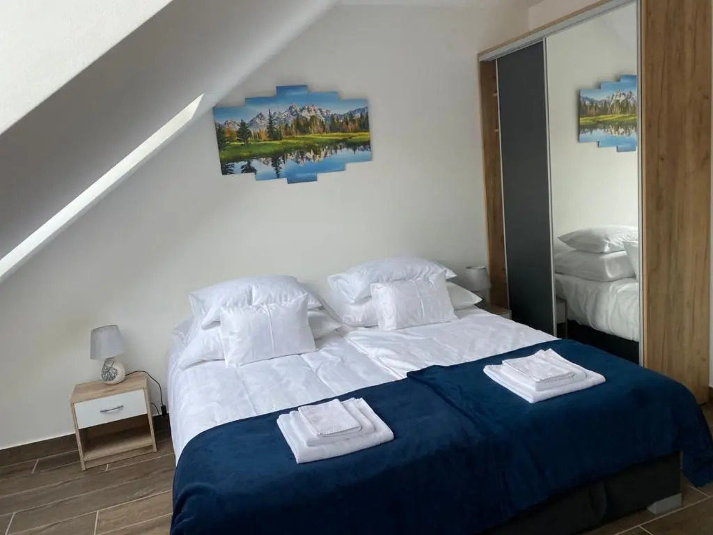M70 Apartmanház