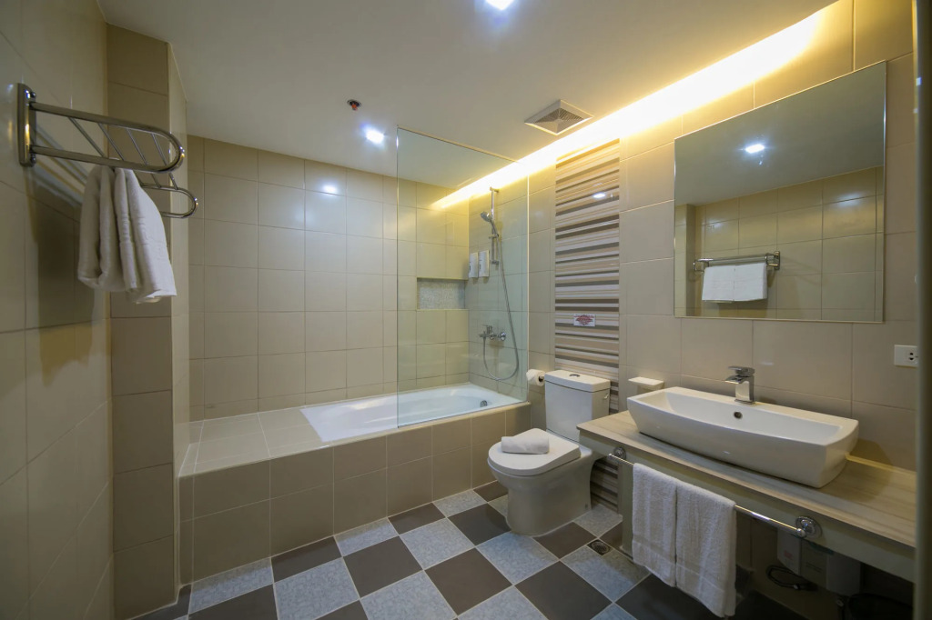 950 Condotel