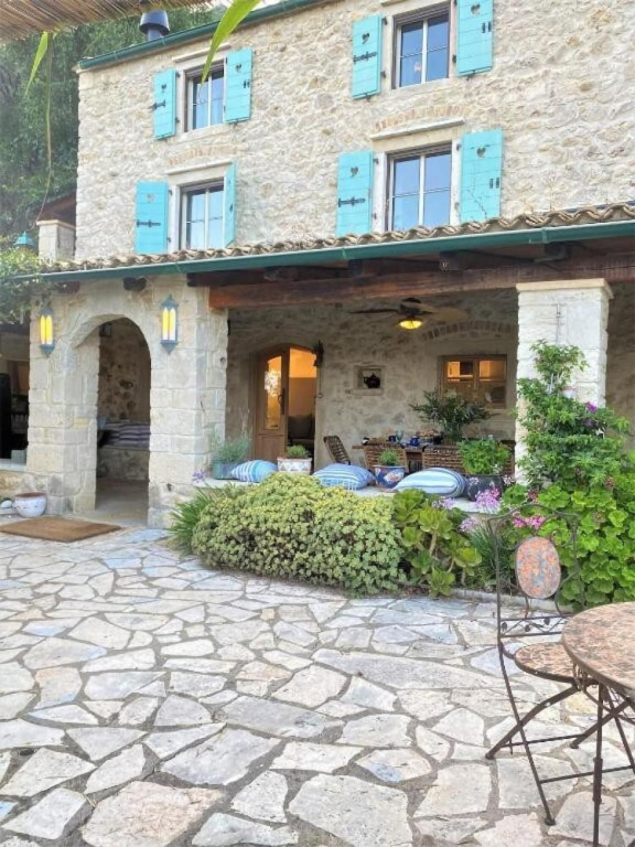 The Olivestone Village - Yoga Retreat Paradise