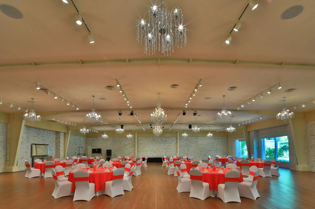 Guam Plaza Resort