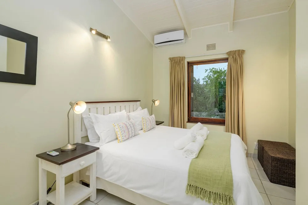 San Lameer Villa Rentals  3014