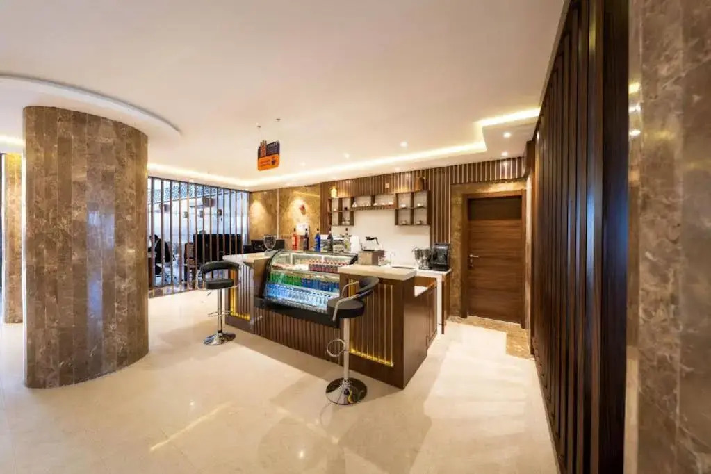 Al Qasr Hotel Suites -Al Tahlia District