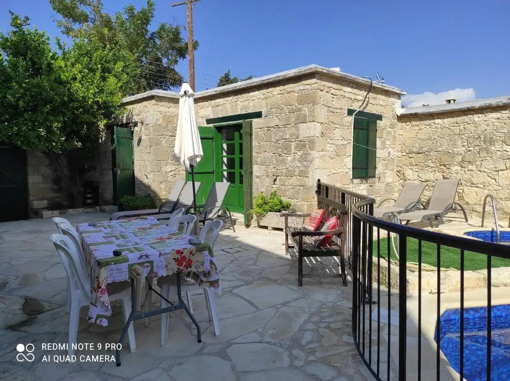 Andrianna's Cottage