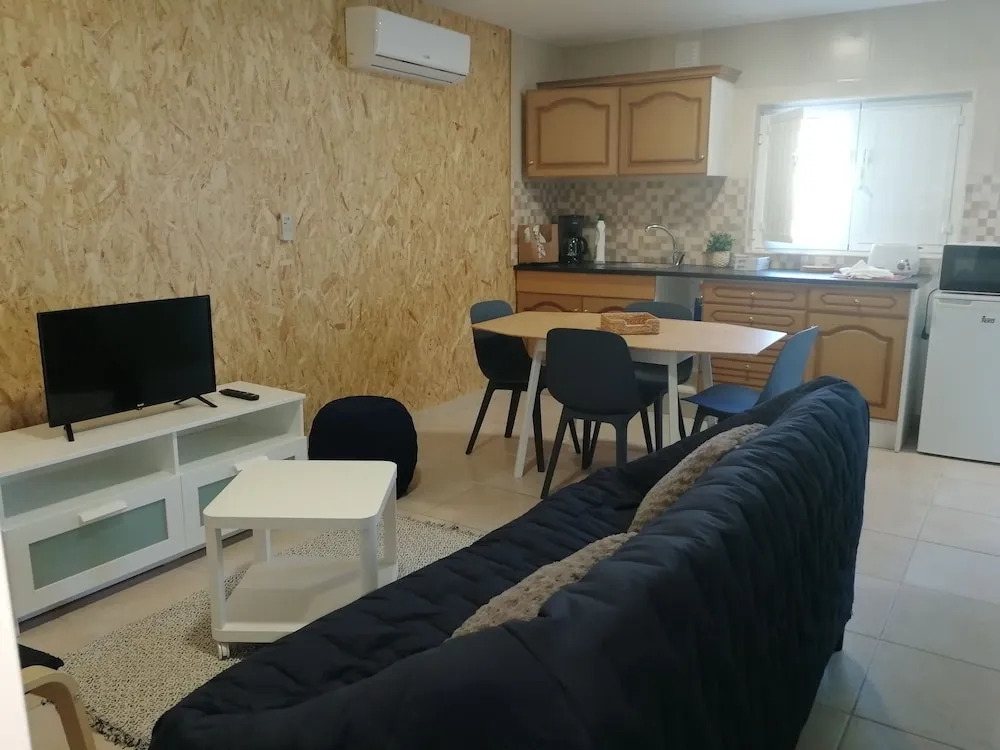 Ocean's 7 - Lagos Guest House