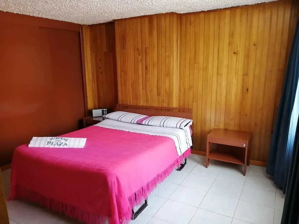 Hostal El Plaza