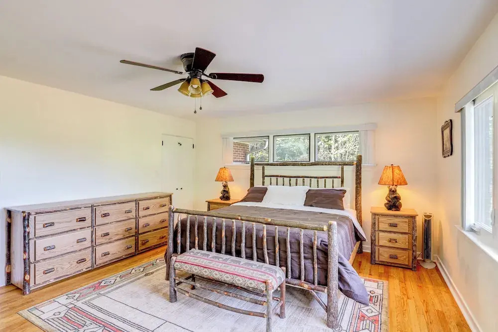 Inviting Waynesville Home Near Main St Shops