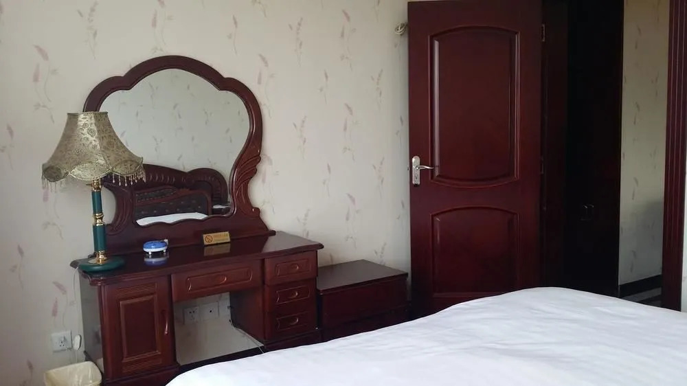 Kunming Dongfanglong Hotel