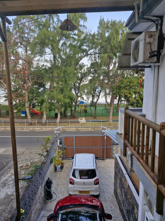 JN sunflower residence