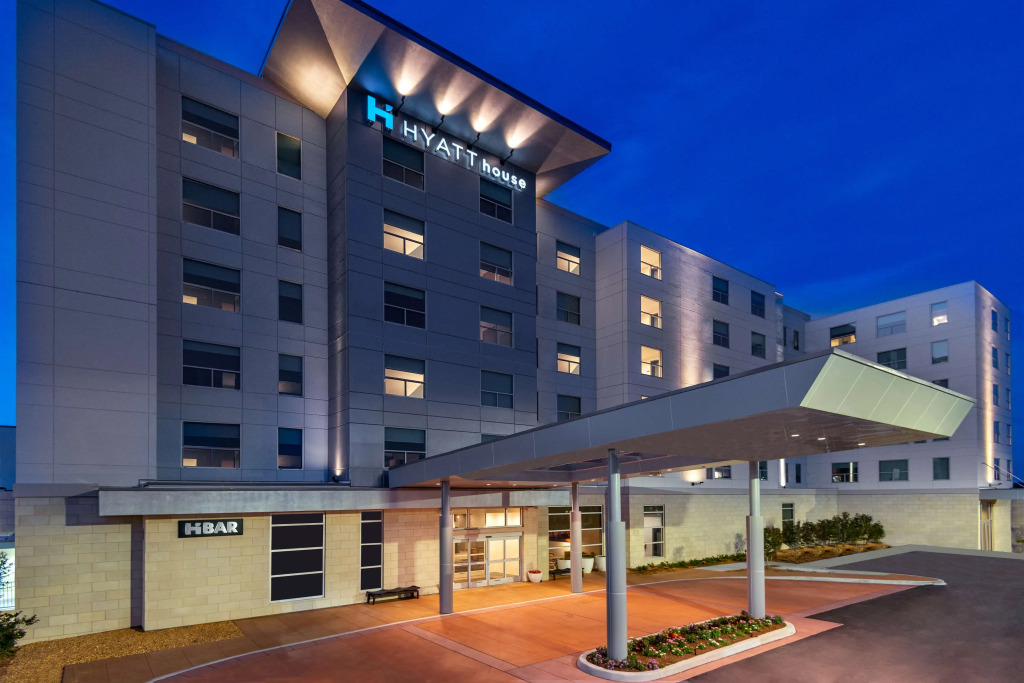 Hyatt House Tampa Airport/Westshore