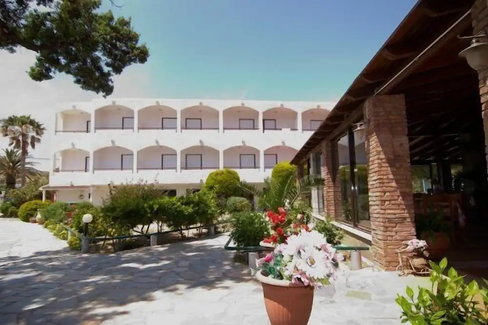 Ionikos Hotel