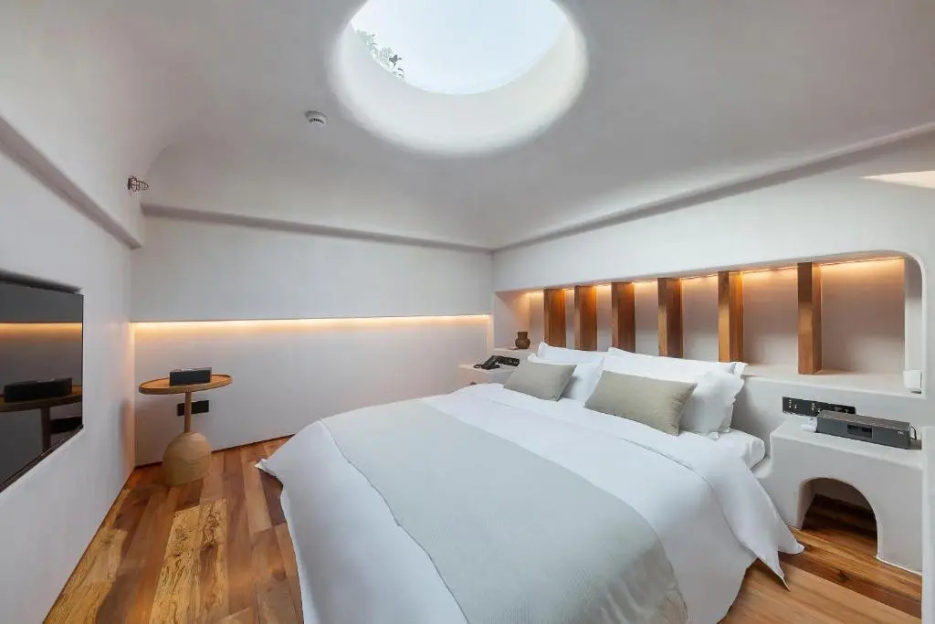 Nayun Xingkongsu Hotel