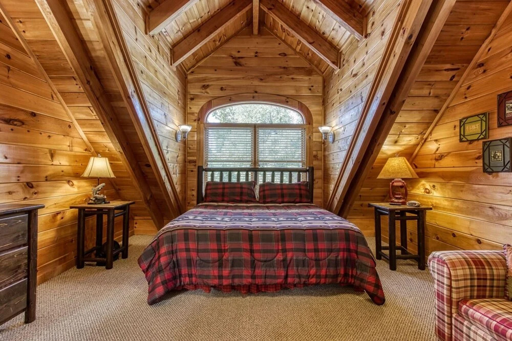 Papa Bears Hideaway - FKA Cold Creek Camp By Heritage Cabin Rentals