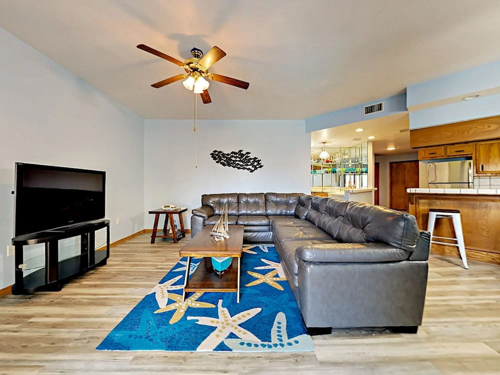 125 Georgia Ruth Condo Unit 204 3 Bedrooms 2 Bathrooms Condo