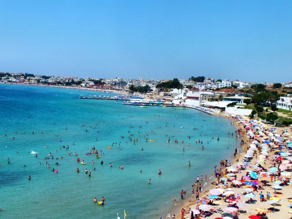 Tuntas Suites Altinkum
