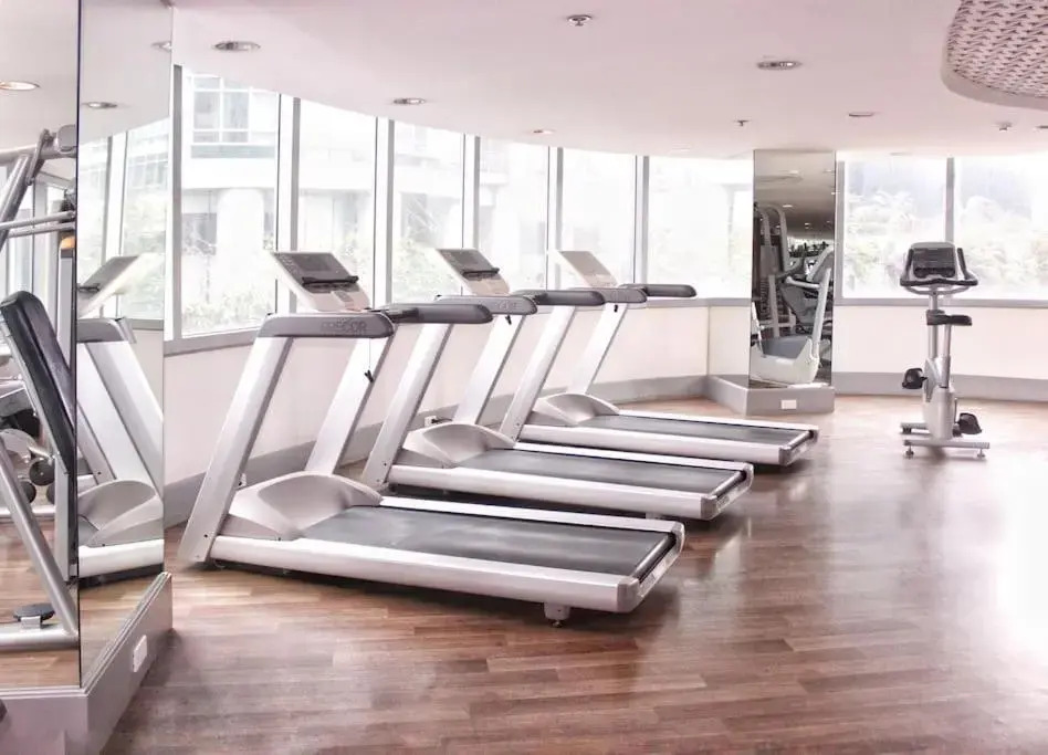 StayHere Burgos Circle 1 Bedroom Avant@Fort Gym