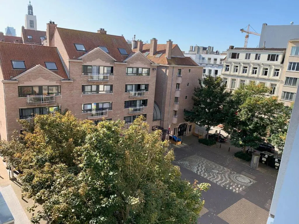 WESTMINSTER - Free Parking
