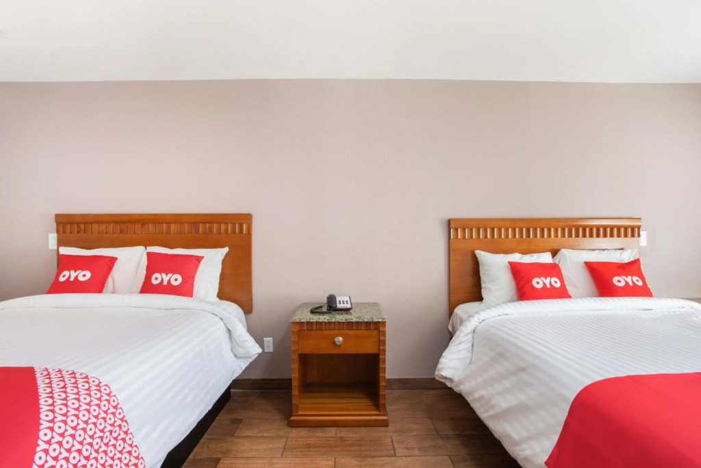 Oyo Hotel Palmdale Antelope V
