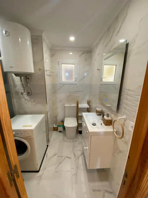 Orihuela Costa 2-bedroom 1-bath renovated vacation rental on La Zenia Beach